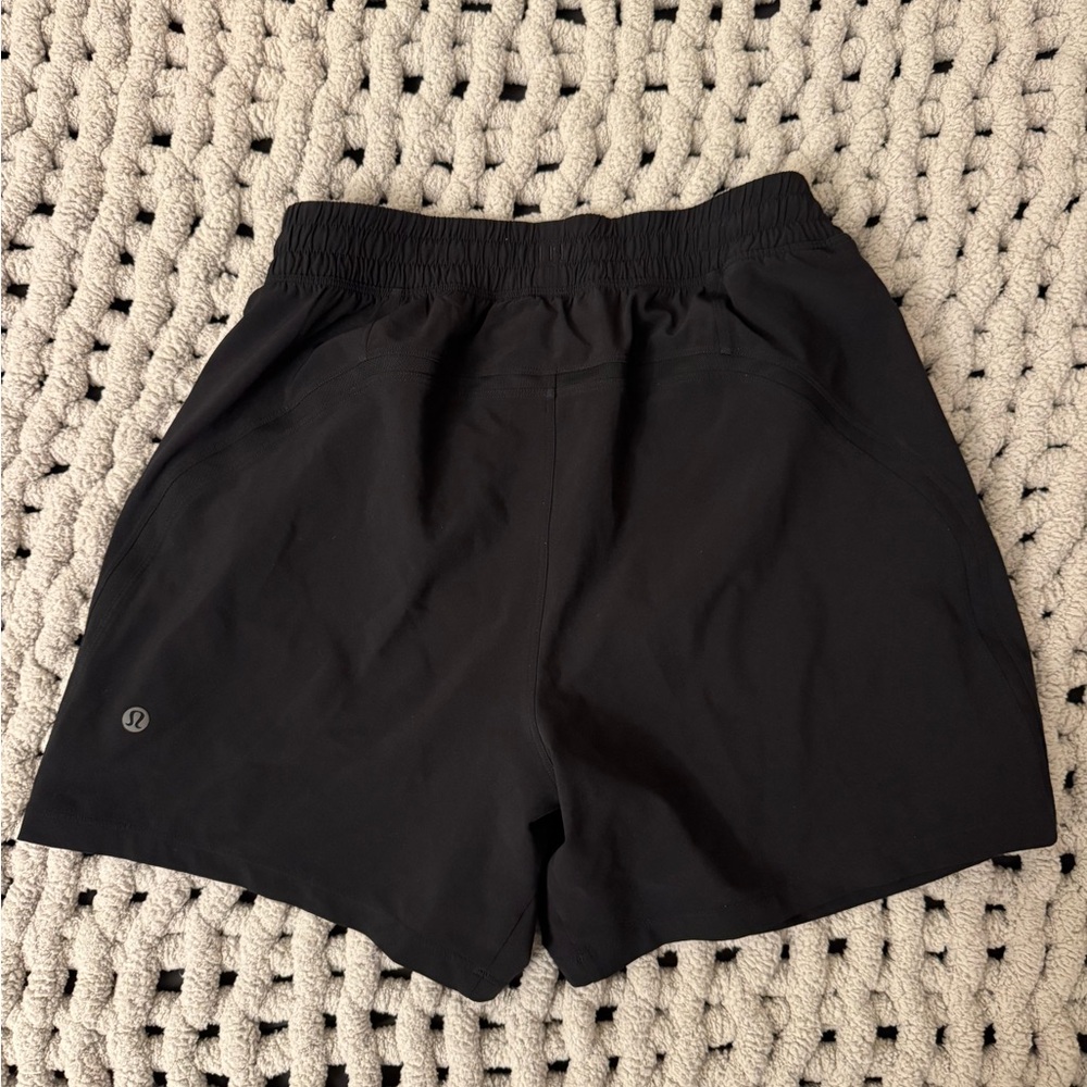 Lululemon Pace Breaker 5” Inseam Shorts - Small